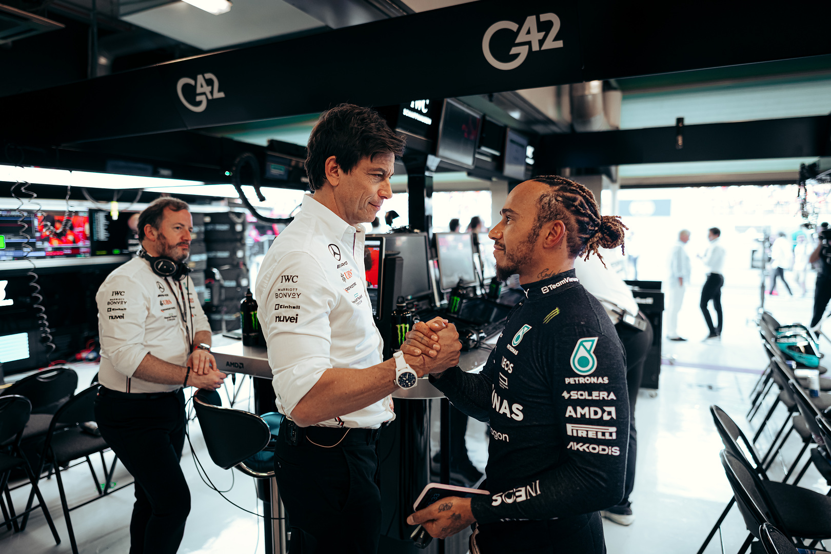 Toto Wolff défend Lewis Hamilton sur ses propos durs après la séance qualificative du GP d'Hongrie