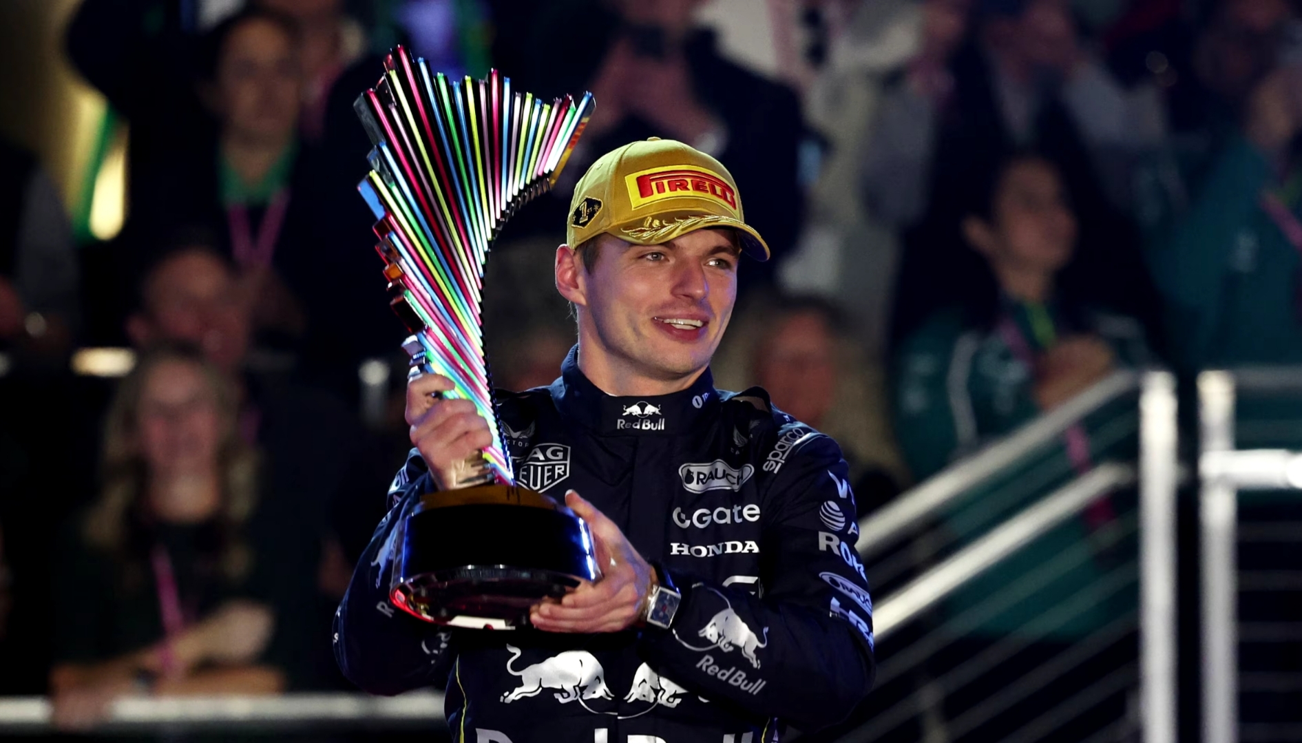 Verstappen triomphe à Las Vegas, McLaren s’effondre : Norris et Piastri disqualifiés